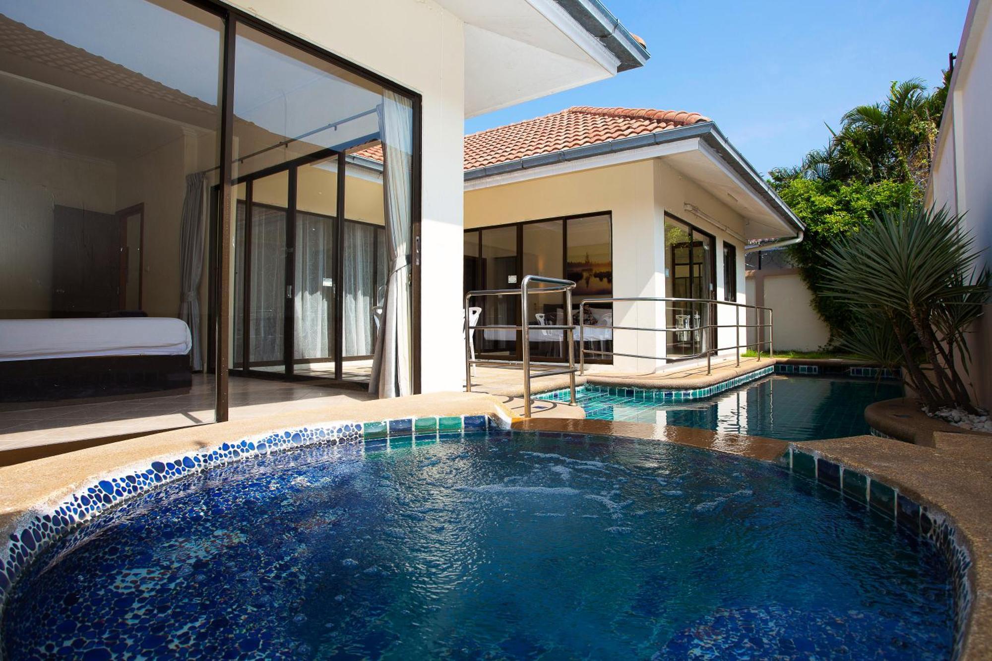 Avoca Pool Villas Pattaya Room photo
